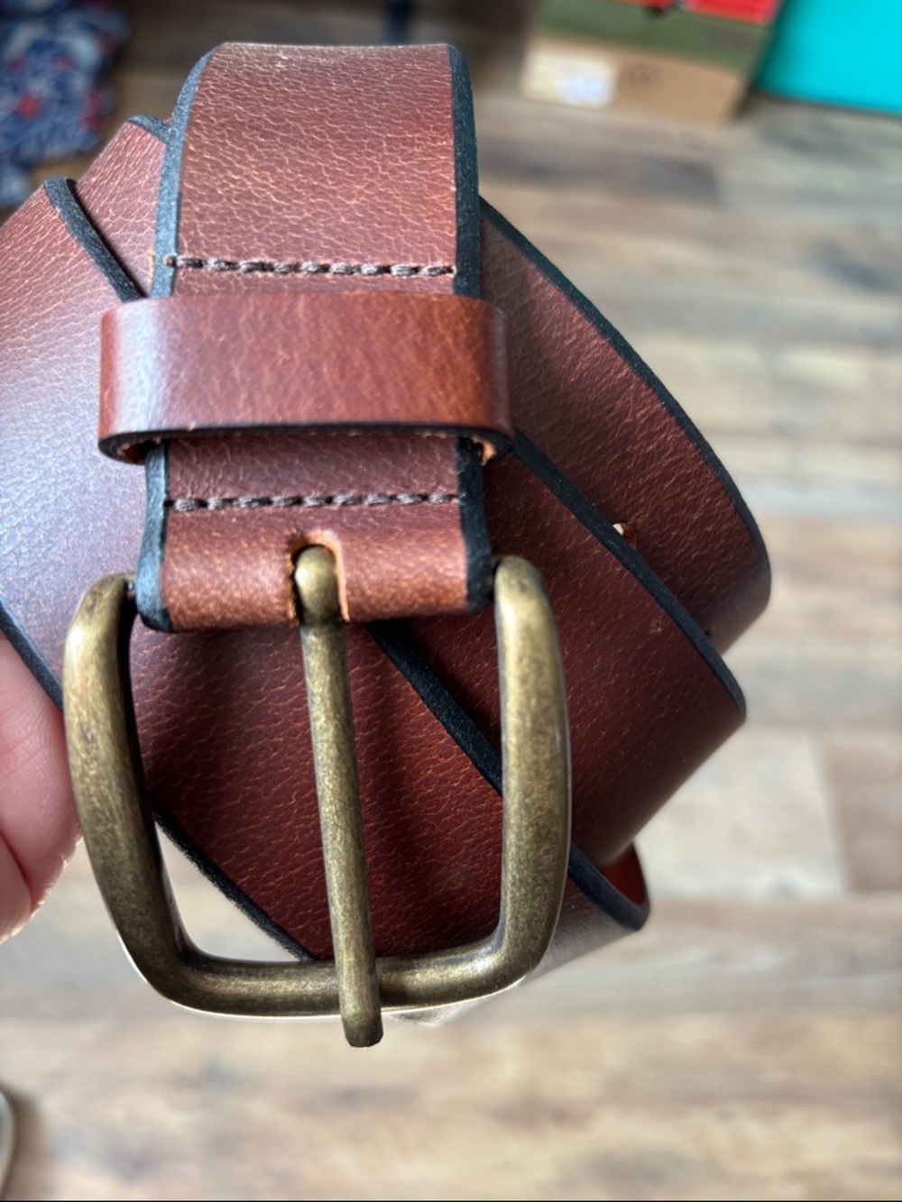 L.L. Bean Chestnut Brown Leather Belt with Brass Buckle, sz 44